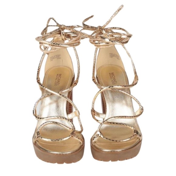 NWOT. Michael Kors Gold wrap heels - Picture 5 of 5